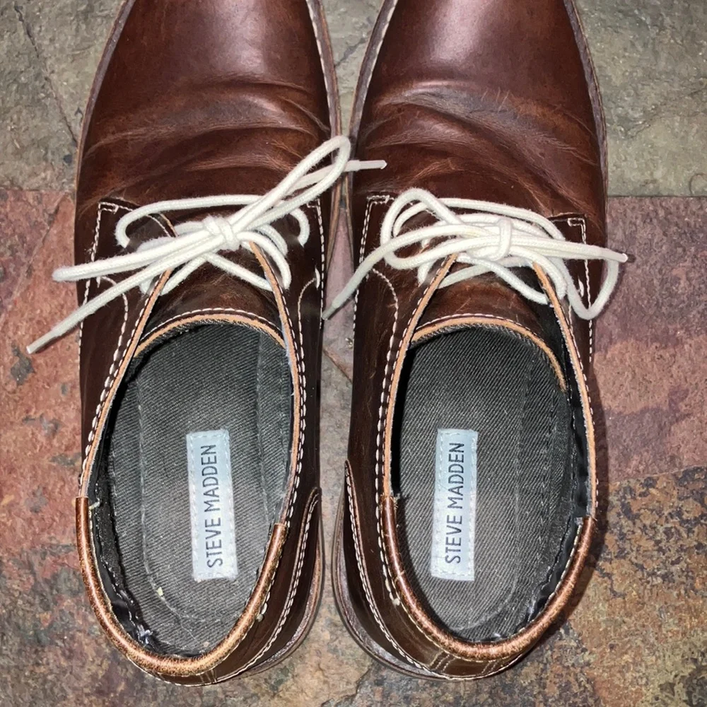 Steve Madden Brown “Wood” Chukka Boots with Leather‎ Upper